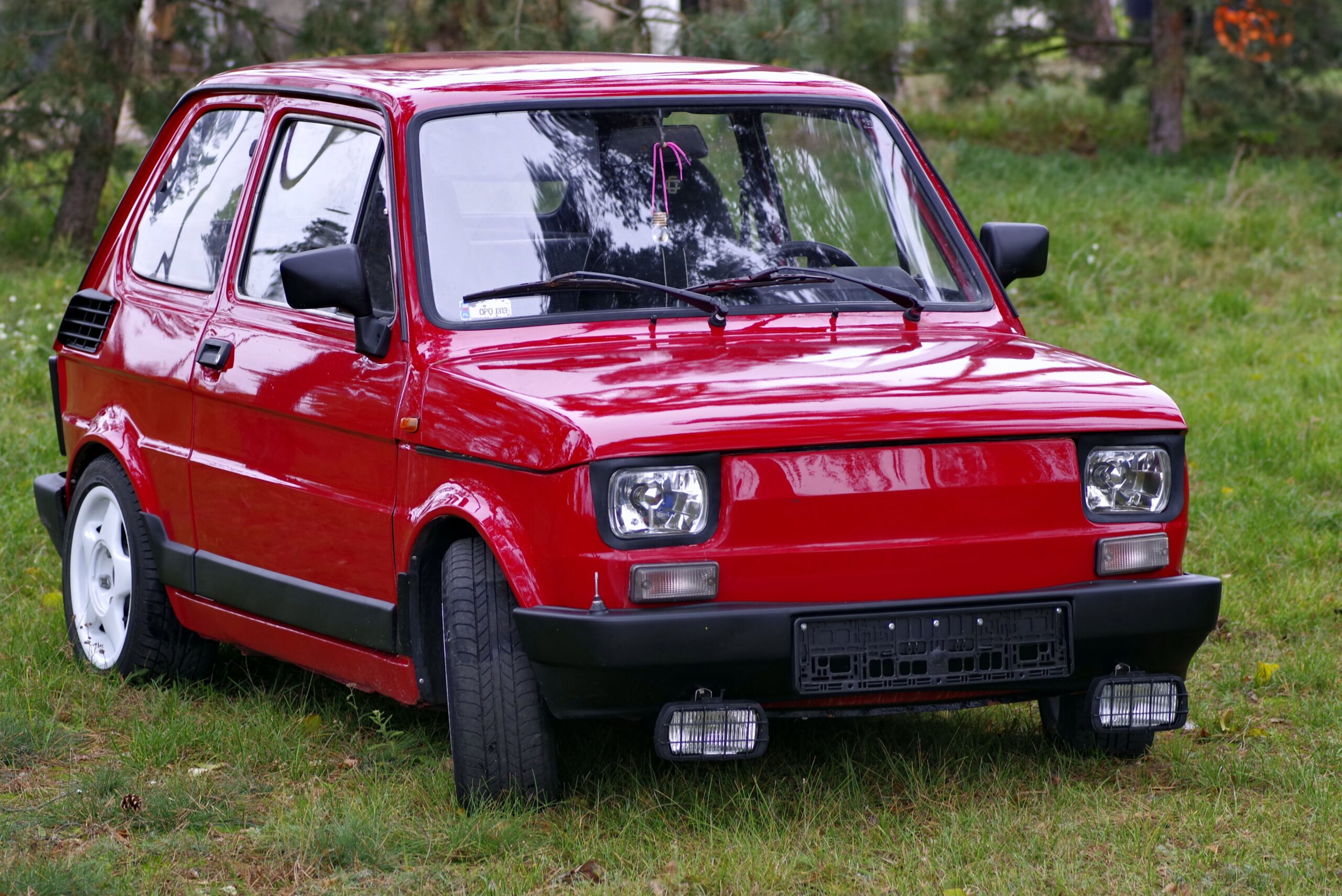 Zlot Fiata 126p przyciągnął tłumy miłośników Malucha