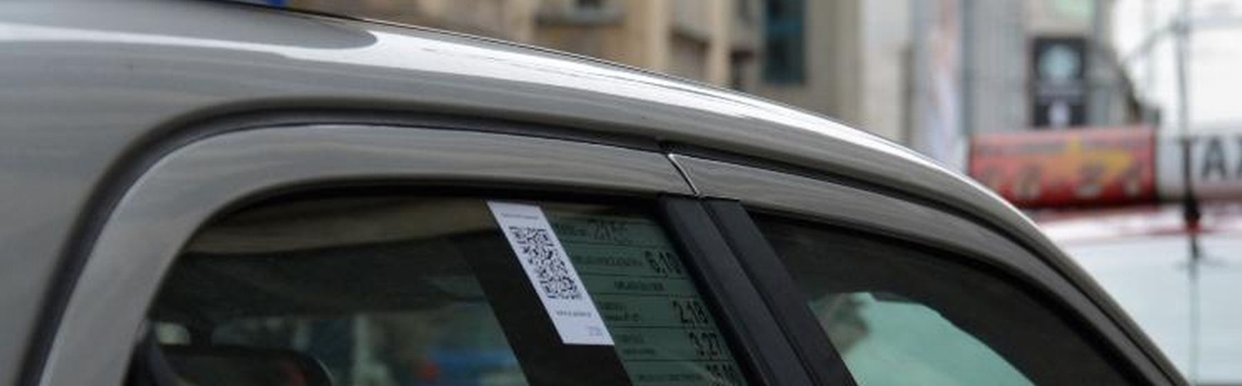 Zmiany dla taksówkarzy. Od dziś mogą bezpłatnie zatrzymywać się w Strefie Płatnego Parkowania