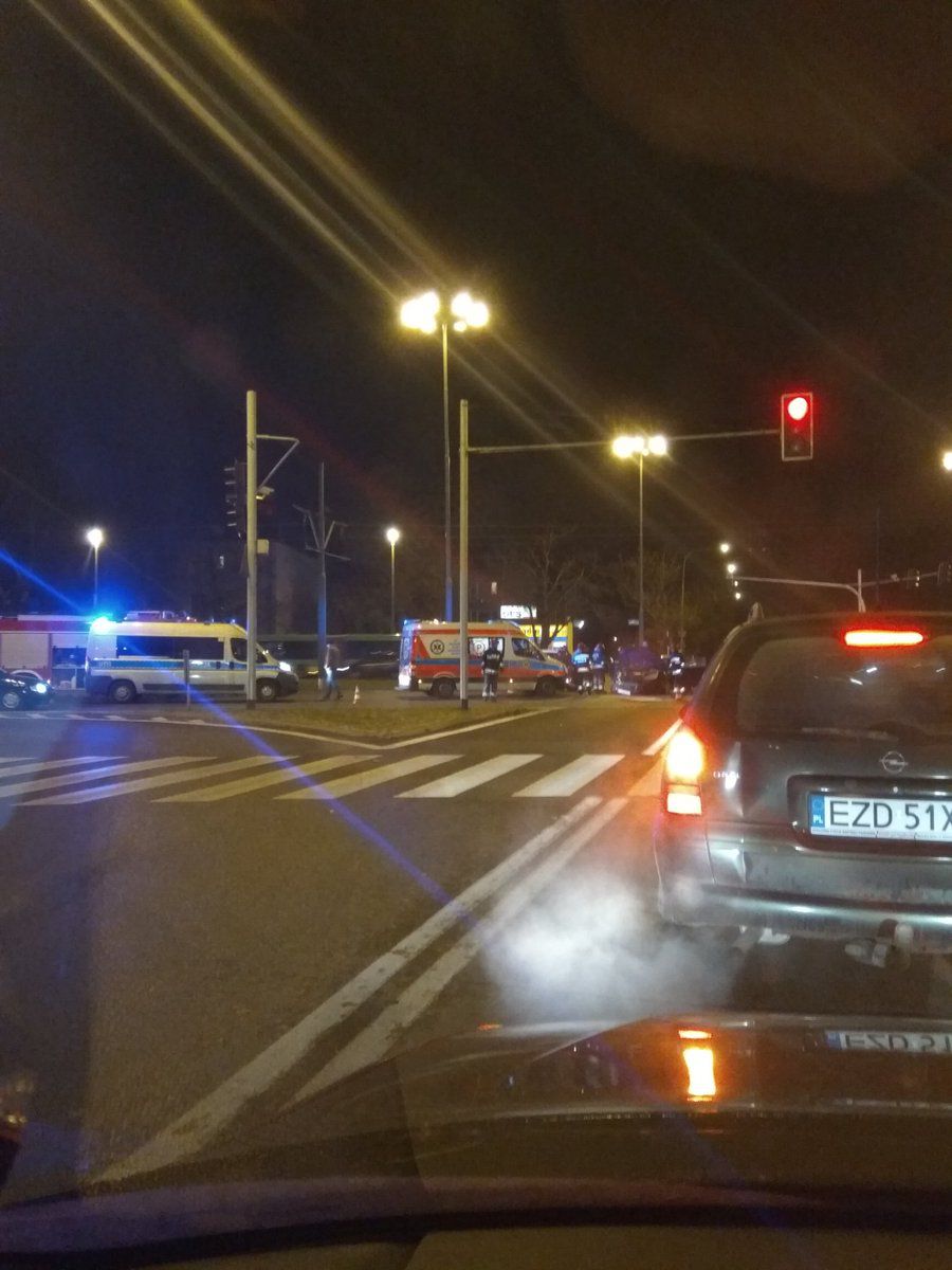 Wieczorny wypadek na skrzyżowaniu Warszawskiej i Świętego Michała