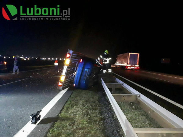 Zderzenie 3 samochodów ciężarowych i dwóch osobowych – zablokowana autostrada A2 pomiędzy węzłami Poznań Zachód i Komorniki (Aktualizacja)