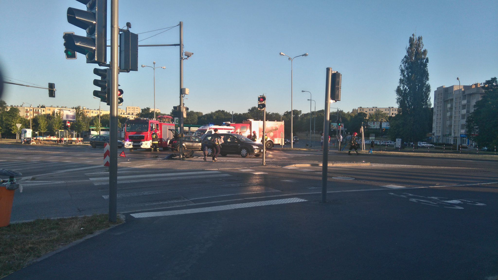 Wypadek na skrzyżowaniu ul. Naramowickiej i Serbskiej, utrudnienia w ruchu
