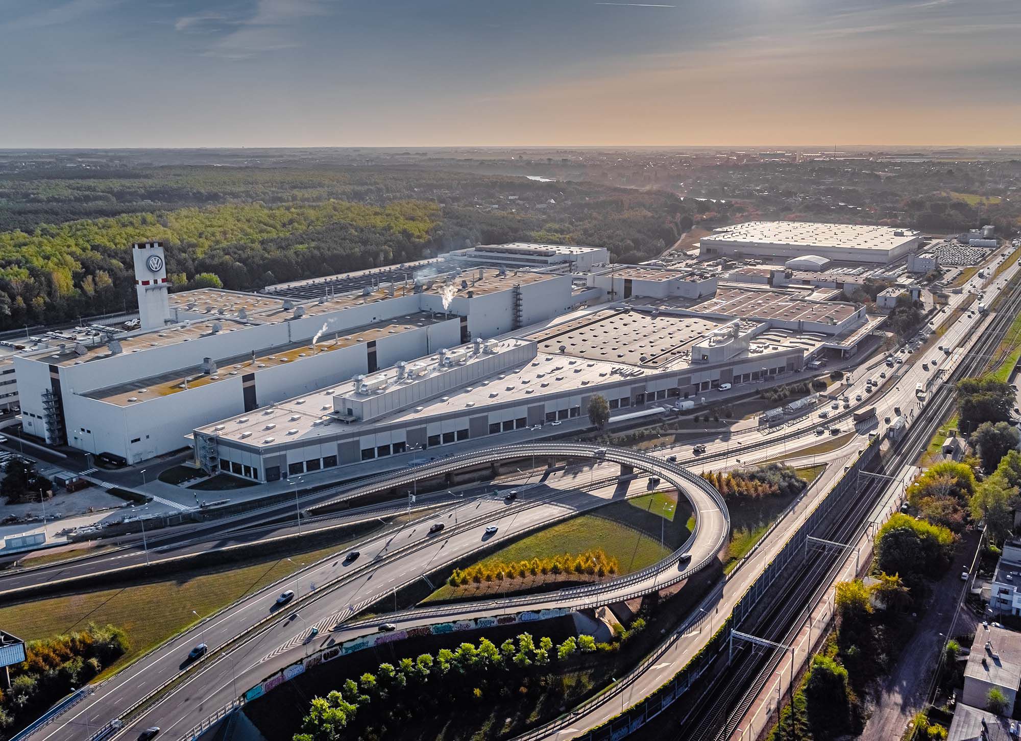 Volkswagen wstrzymuje produkcję w zakładach w Poznaniu, Swarzędzu i Wrześni