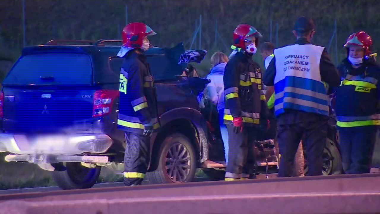 Policja wyjaśnia okoliczności tragicznego wypadku na S5. Samochód osobowy wbił się w tył ciężarówki