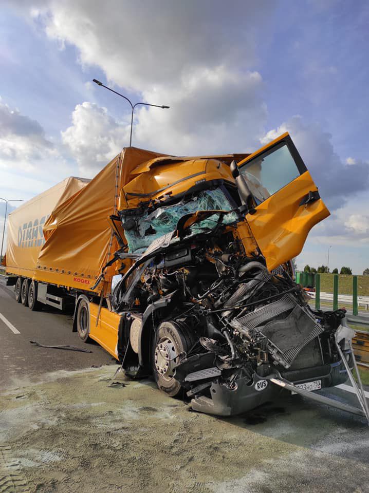 Zderzenie ciężarówek na autostradzie A2 – ogromny korek w kierunku Warszawy (Aktualizacja)
