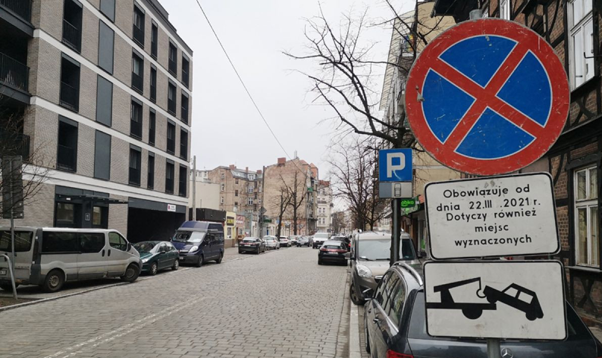 Zmiana parkowania i więcej miejsca na zieleń – będą zmiany na ul. Sikorskiego
