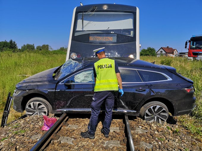 Wypadek śmiertelny na trasie kolejowej Leszno-Poznań. Ruch pociągów wstrzymany