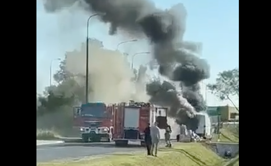 Pożar busa na ul. Torowej w Poznaniu