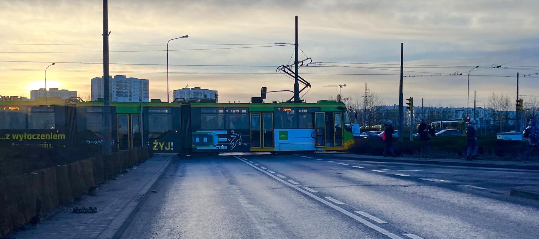 Awaria tramwaju i utrudnienia na Rondzie Starołęka