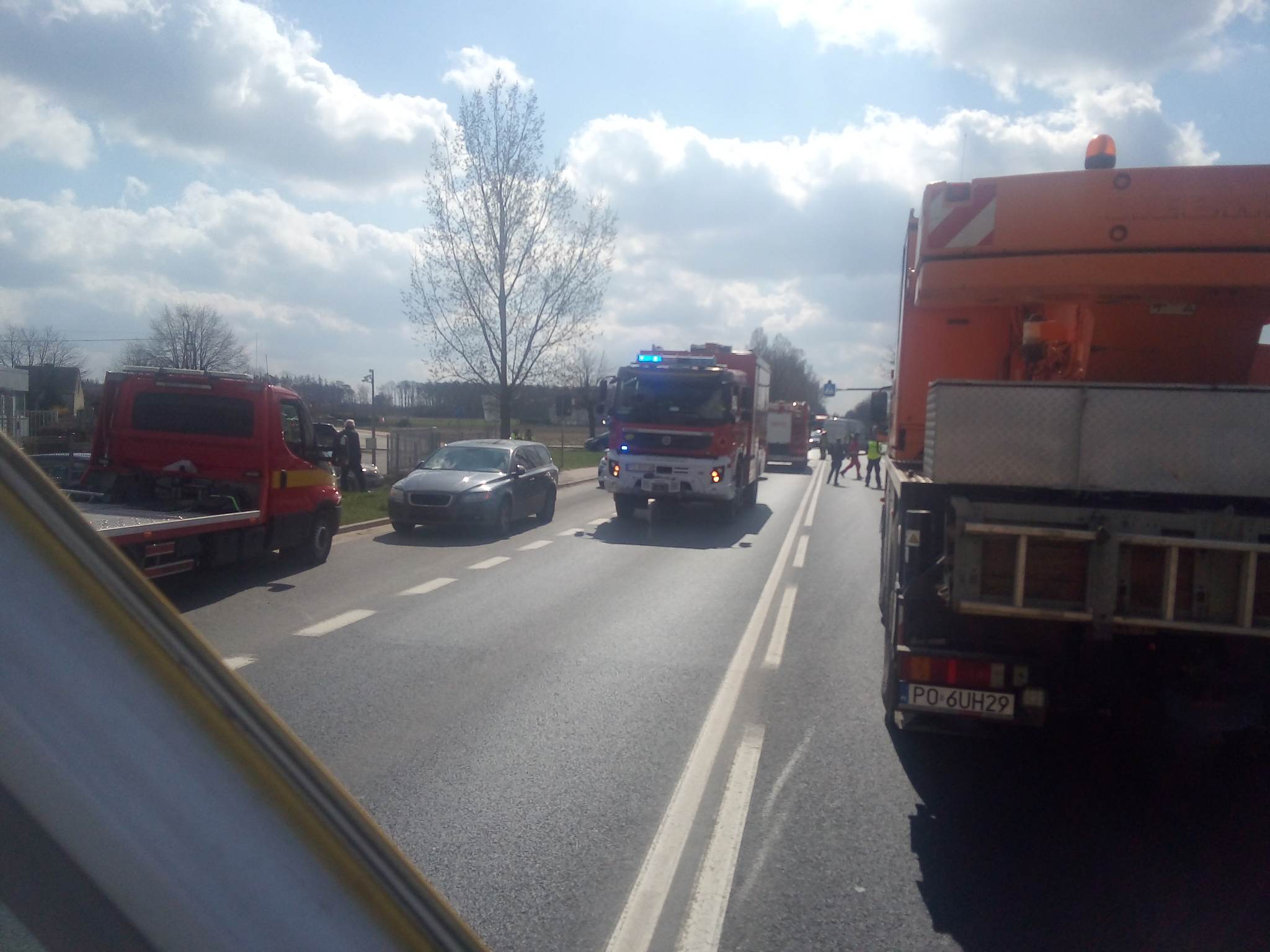 Wypadek w Złotkowie pod Poznaniem, na miejscu lądował śmigłowiec LPR