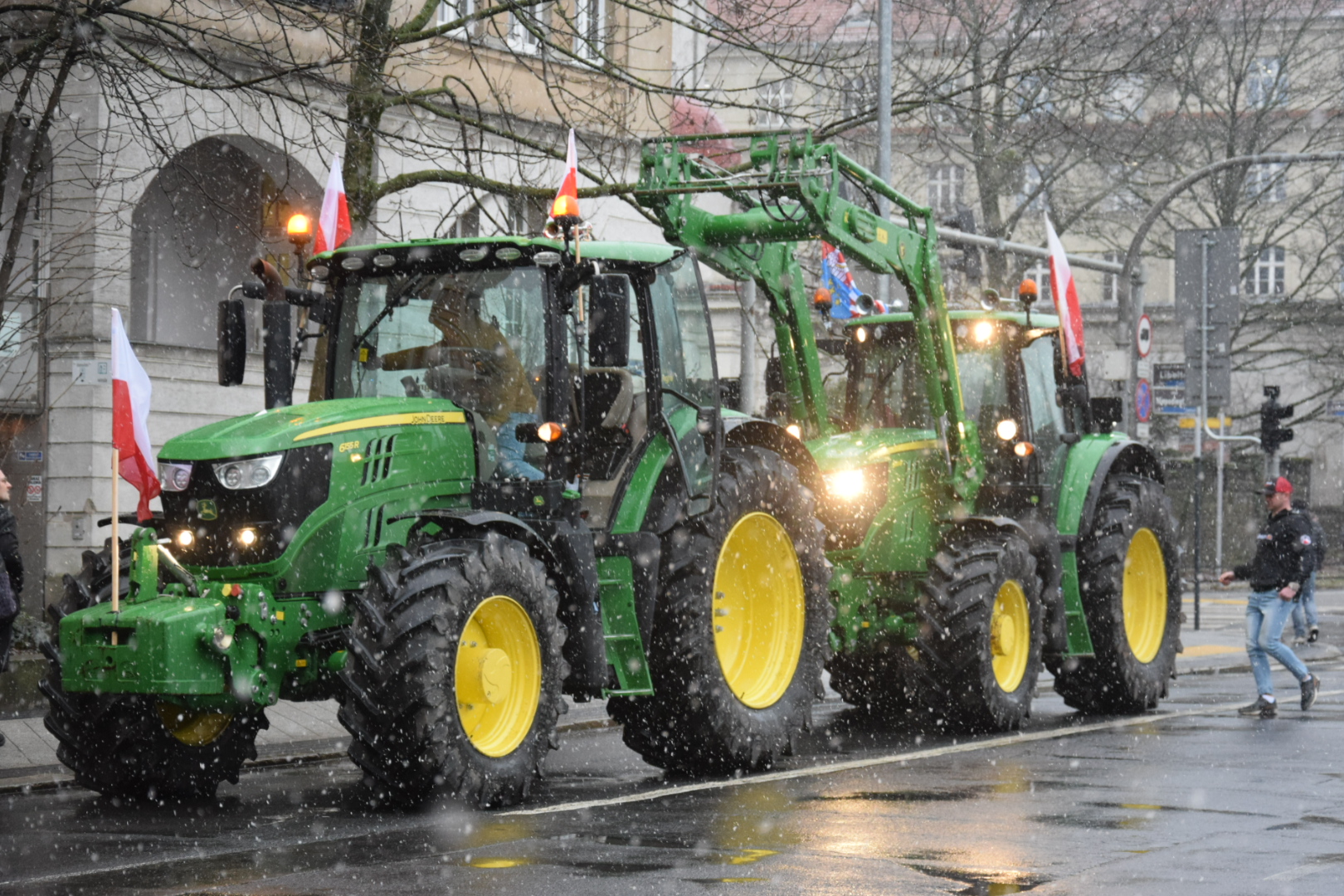 Jutro protest rolników: będą blokować wjazdy i wyjazdy z Poznania – gdzie spodziewać się utrudnień?