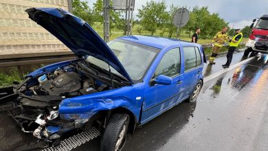 Samochód uderzył w bariery na S11 – korek w rejonie węzła Poznań-Krzesiny!