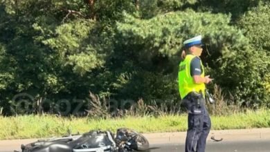 Wypadek na ul. Warszawskiej . Motocyklista wjechał w tył samochodu